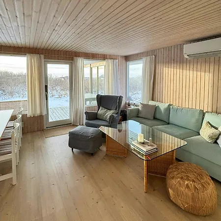 別荘 Renovated 70s House With Sea View Near Lonstrup *