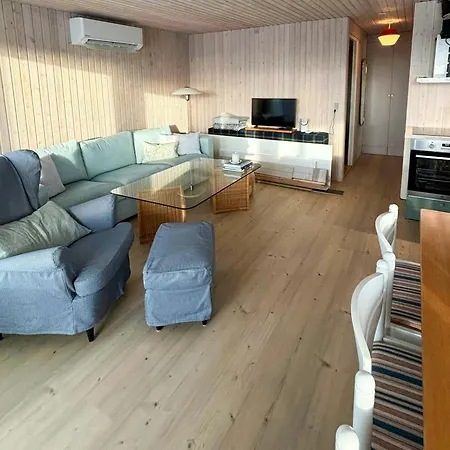 Renovated 70s House With Sea View Near Lonstrup Ferienhaus Hjørring